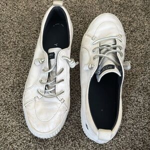 Sperry women’s white crest vibe leather sneakers